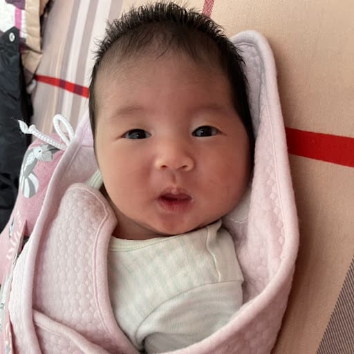 Riêng tư: Bé Đinh Ngọc Minh Tú