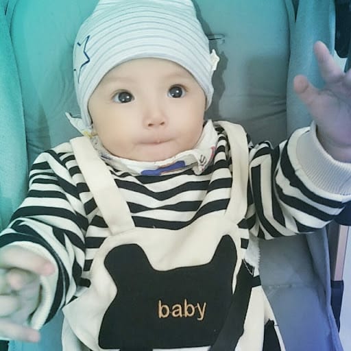 Bé Lê Anh Khôi
