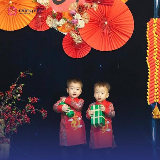 Bé Gia Phát và Gia Lộ