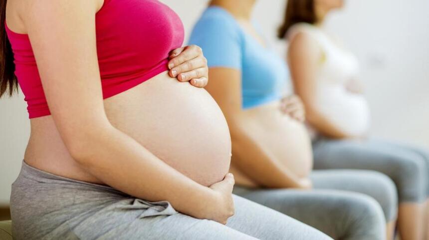 thai ivf bị tụ dịch màng nuôi
