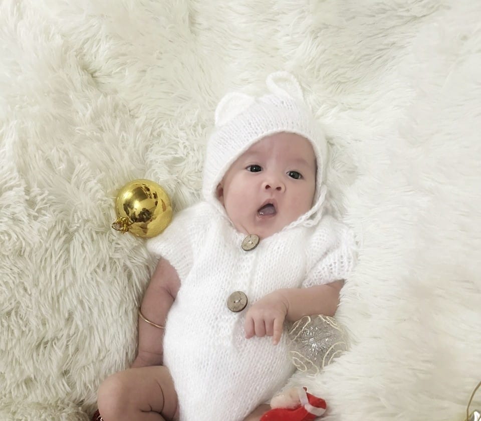 Tắc vòi trứng, tinh trùng yếu đến niềm vui đón song sinh nhờ IVF