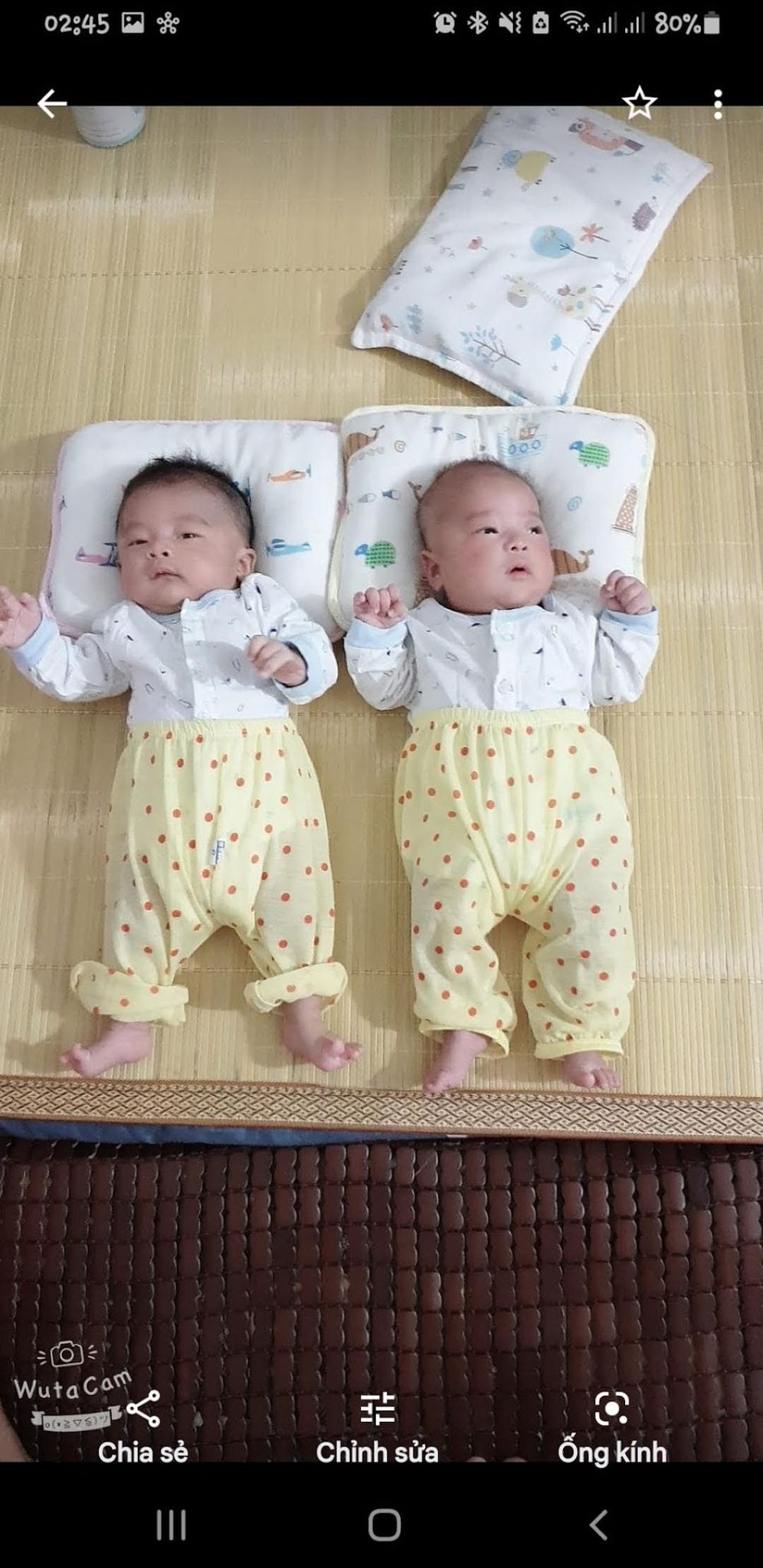 Đón song thai IVF sau 10 năm hiếm muộn