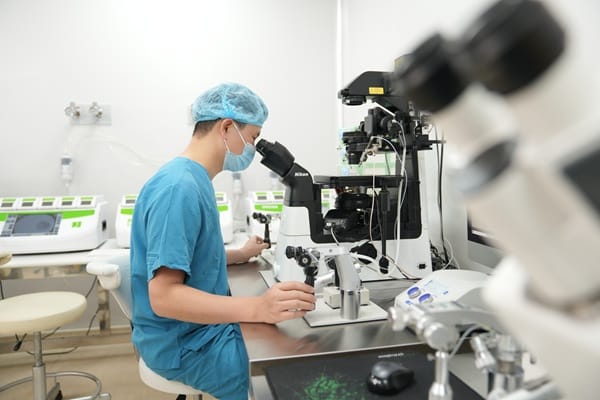 So sánh Mini IVF và IVF thông thường