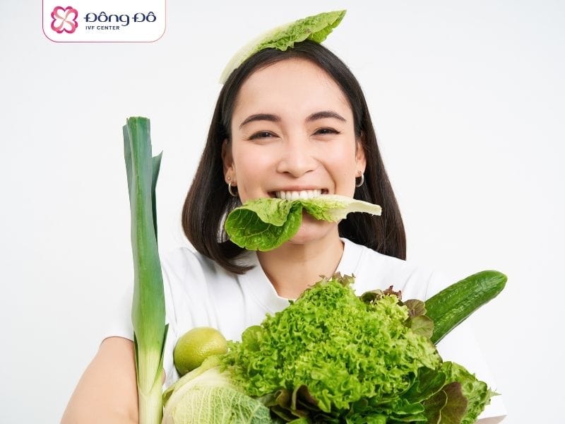 Rau xanh chứa nhiều Folate, rất tốt cho sự hình thành và phát triển của thai nhi