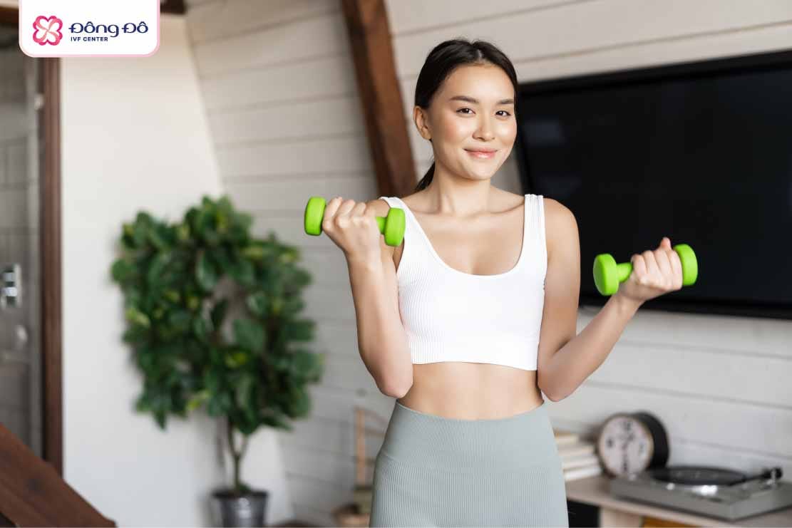 Duy trì lối sống lành mạnh, thường xuyên luyện tập thể dục thể thao là một trong những cách tốt nhất để phòng tránh u xơ tử cung