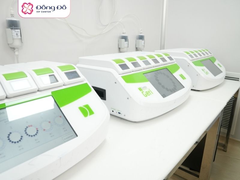 Phòng Lab có nhiều công nghệ hiện đại hỗ trợ quá trình phôi phát triển sẽ có khả năng tạo ra phôi ngày 5 tốt hơn