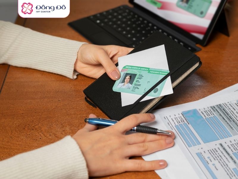 Chuẩn bị đầy đủ giấy tờ sẽ giúp quá trình thăm khám diễn ra thuận tiện hơn