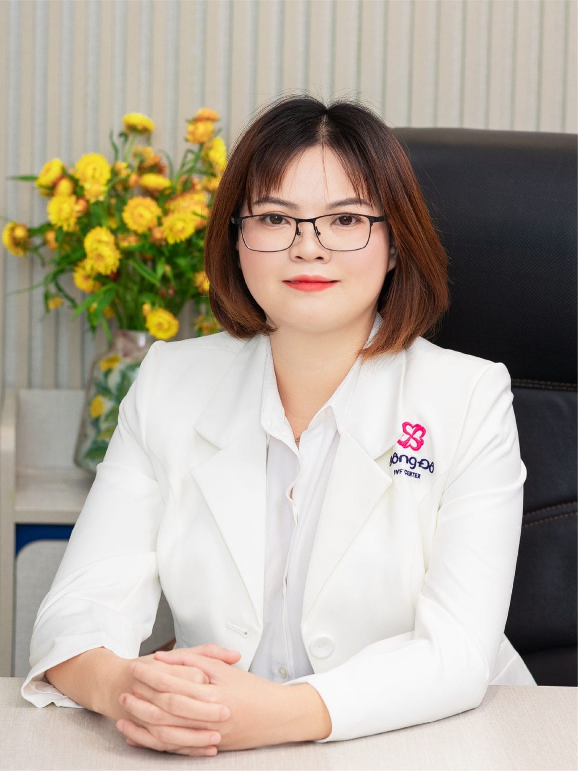 Thạc sĩ Phùng Thị Sơn - Trưởng Laboratory Đông Đô IVF Center có hơn 10 năm kinh nghiệm trong lĩnh vực phôi học