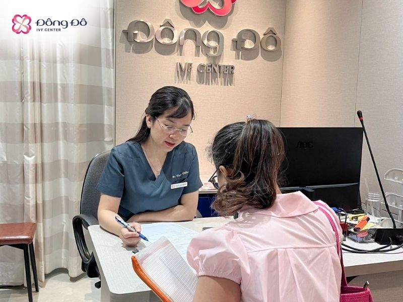 Bác sĩ sẽ đồng hành cùng mẹ liên tục trong khoảng thời gian đầu thai kỳ
